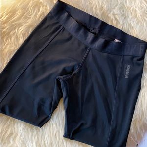 Reebok Capri Workout Pants Navy Size Small